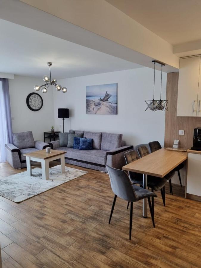 Apartament Rewal Exteriér fotografie