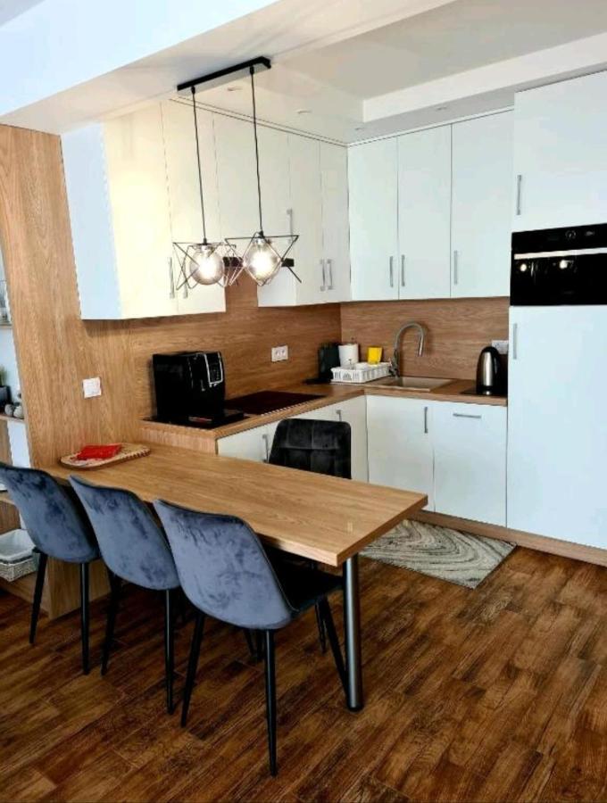 Apartament Rewal Exteriér fotografie