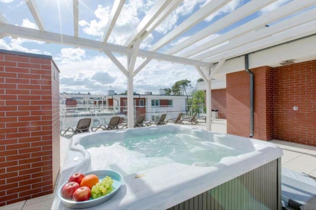 Apartament Rewal Exteriér fotografie